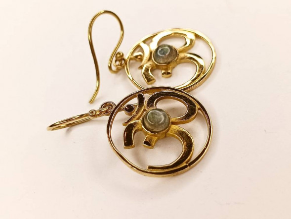 Серьги, Ом с камнем, металл 2,5 х 2,5 см  