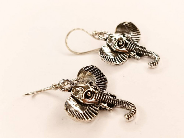 Серьги слоник, под серебро металл 2 х 2 см    