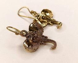 Серьги слоник, под золото металл 2 х 2 см     