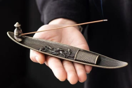 Подставка для благовоний Лодка с рыбаком 22 х 4,5 см