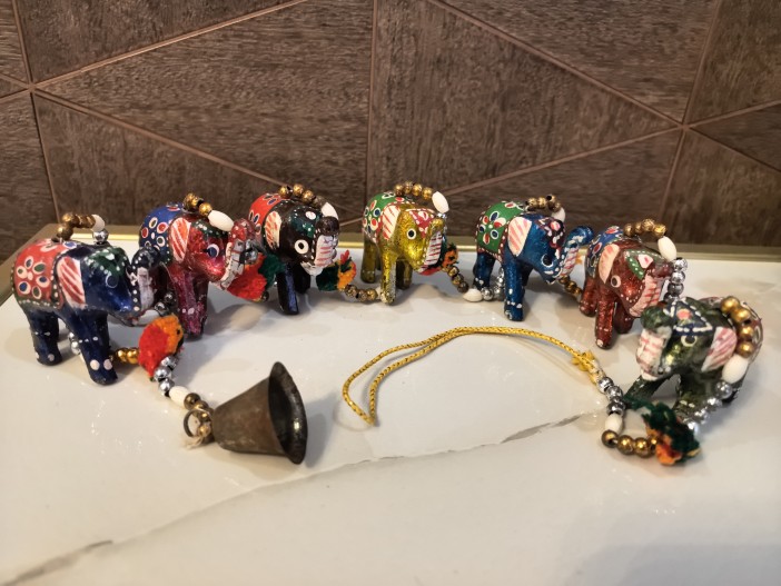 Подвеска декоративная 7 слоников 115 см