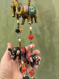 Подвеска декоративная 7 слоников 115 см