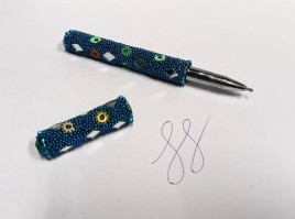 Подарочная ручка в цветочек, синие чернила 12,5 см