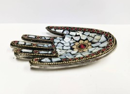 Подставка металлическая рука, мозаика белая