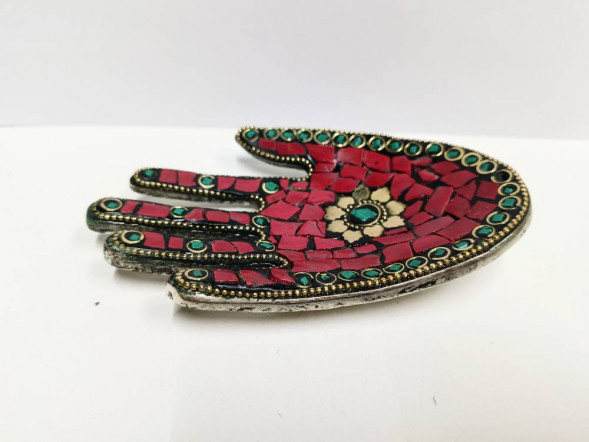 Подставка металлическая рука, мозаика красная