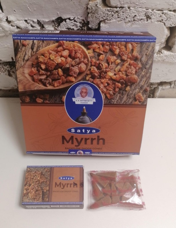 Благовония конусы стелющийся дым премиум Мирра Сатья (Backflow Dhoop Cones Myrrh Satya) 10 конусов