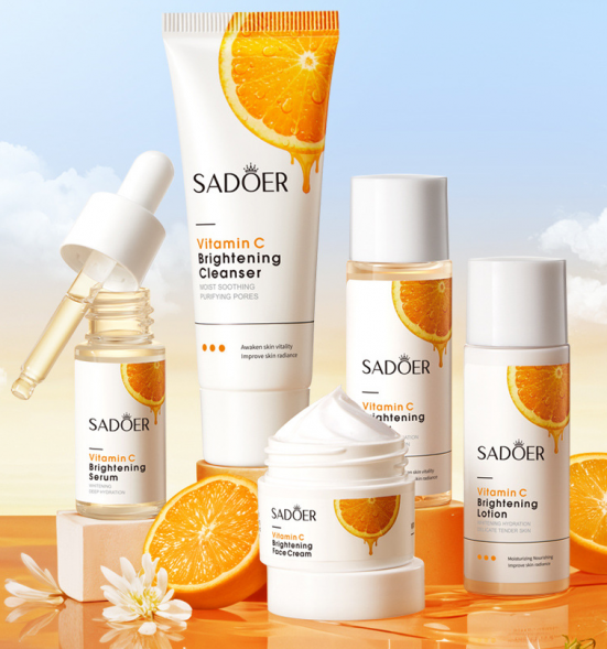 Дорожный набор для ухода за лицом (Sadoer Vitamin C Brightening Whitening Set) 5 шт