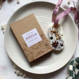 Ароматический воск Дикая смородина (Wild Berry Cassis Botanical Aromatherapy Scented Soy Wax Tablet Song of India) 50 г